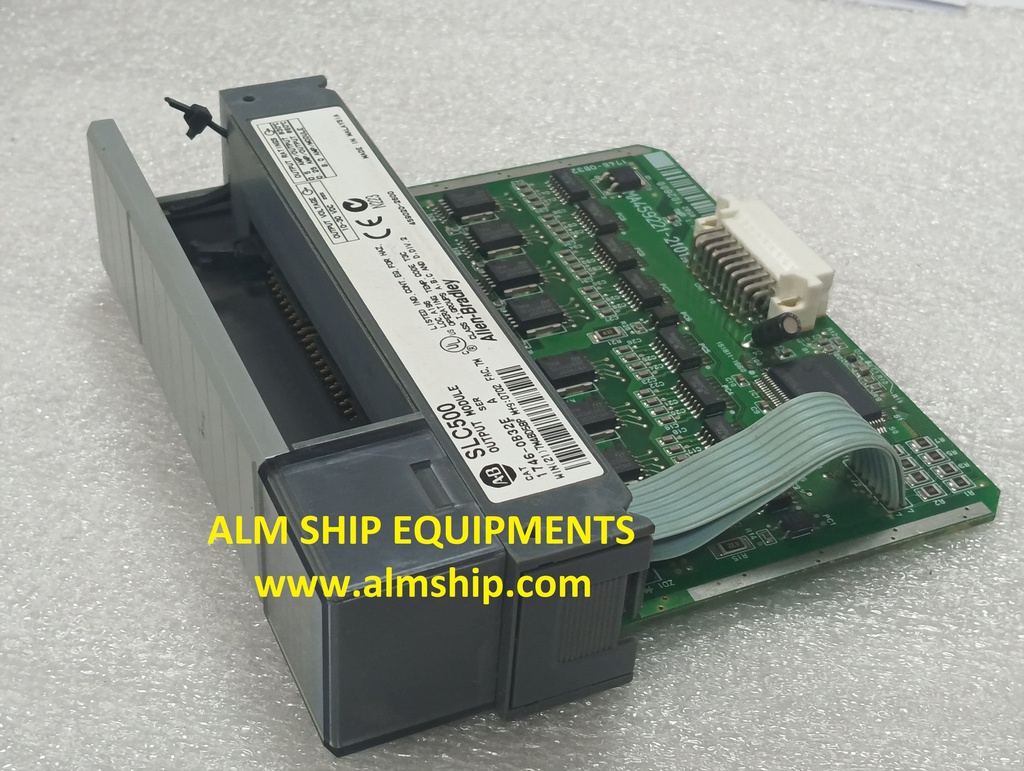 OUTPUT MODULE/ Allen Bradley/ 1746-OB32E