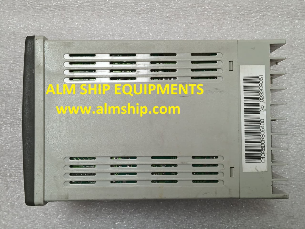 TEMPERATURE CONTROLLER/ YAMATAKE / SDC40 R