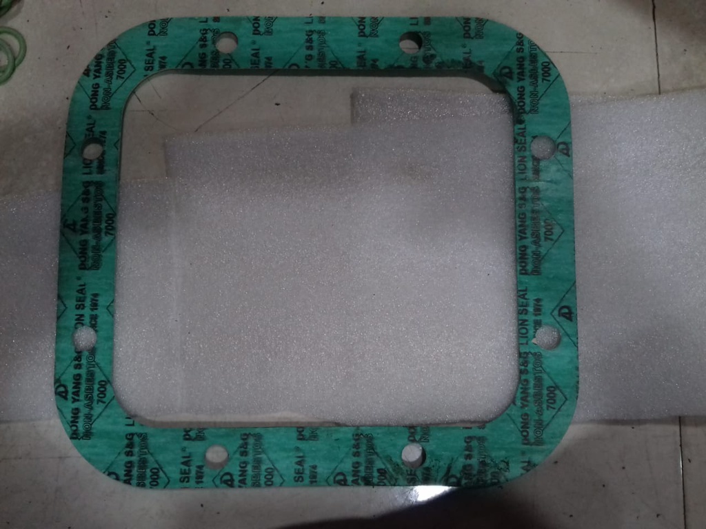 YANMAR PACKING SIDE COVER M200(DAMAGE)