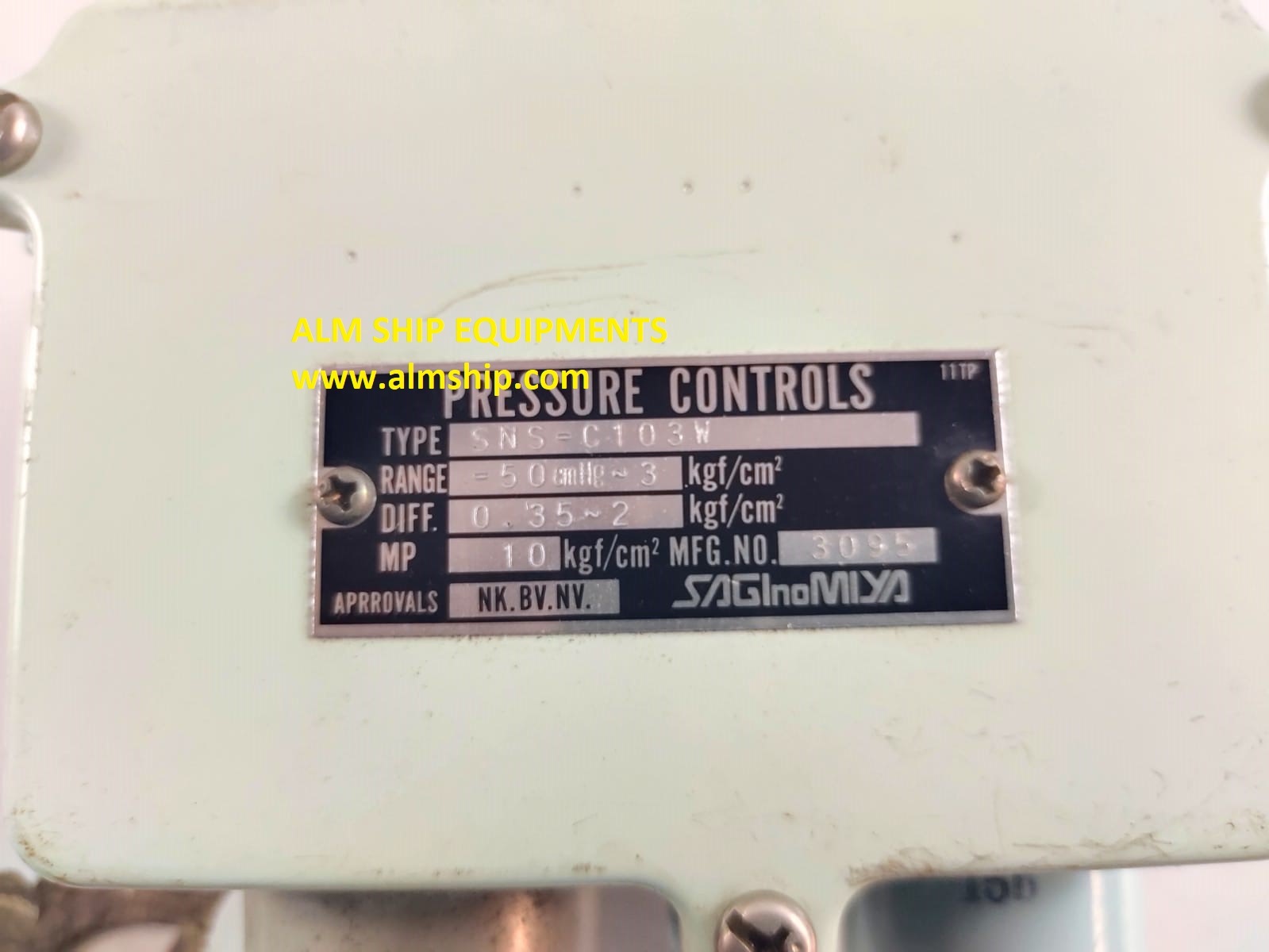 Saginomiya SNS-C103W Pressure Controls