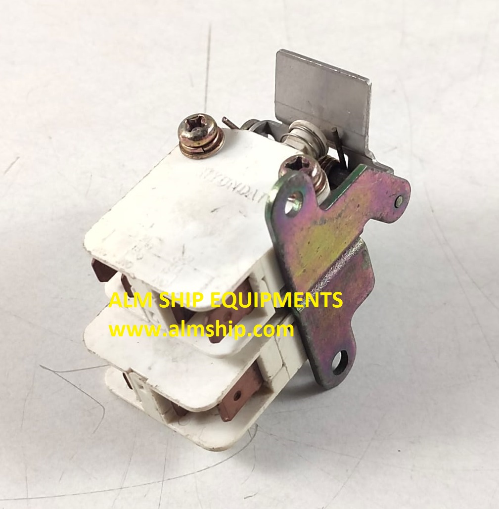 Hyundai HATS-AC3 Auxiliary Switch