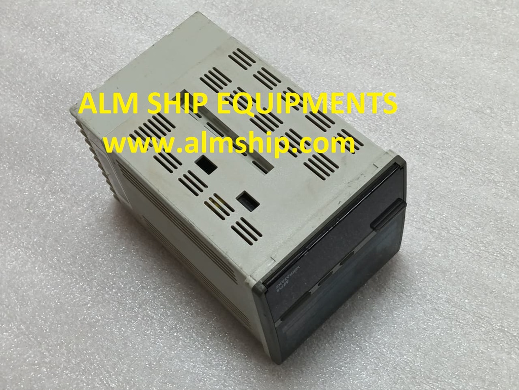 TEMPERATURE CONTROLLER/ YAMATAKE / SDC40 R