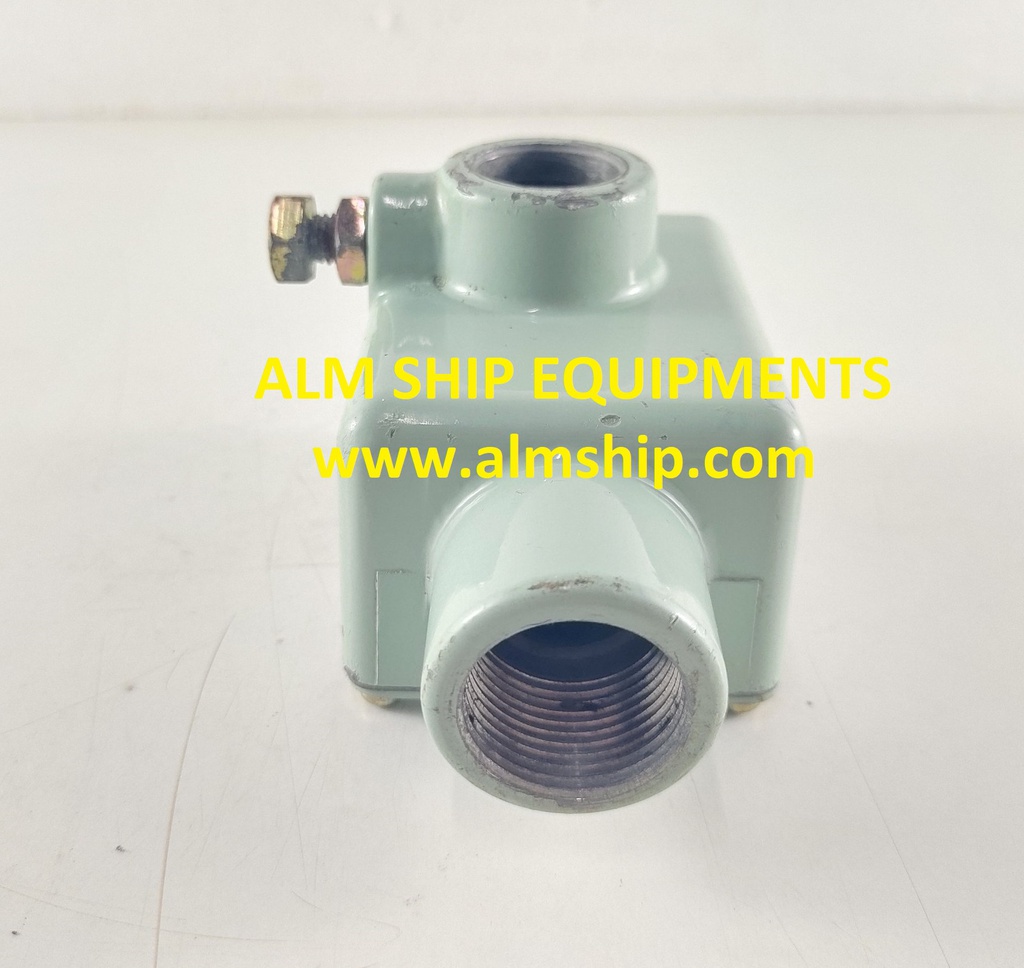 DAIHATSU/OMRON THERMAL SWITCH V-15-1A 70℃
