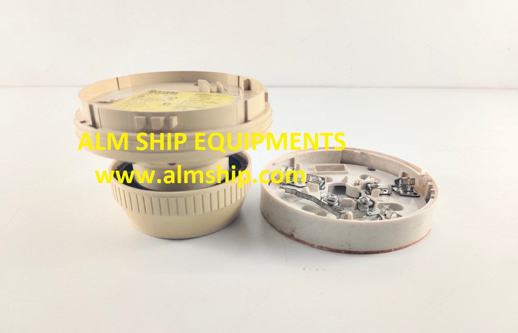 SMOKE AUTOMATIC FIRE DETECTOR WITH BASE MODEL NO 1451